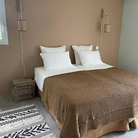 Magnifique Avec Piscine Pietra Moneta