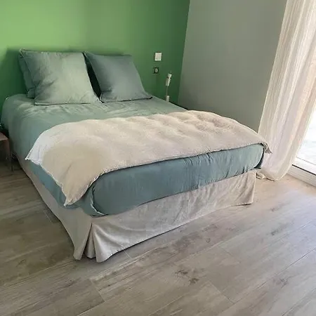 Magnifique Avec Piscine Pietra Moneta