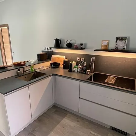 Magnifique Avec Piscine Pietra Moneta